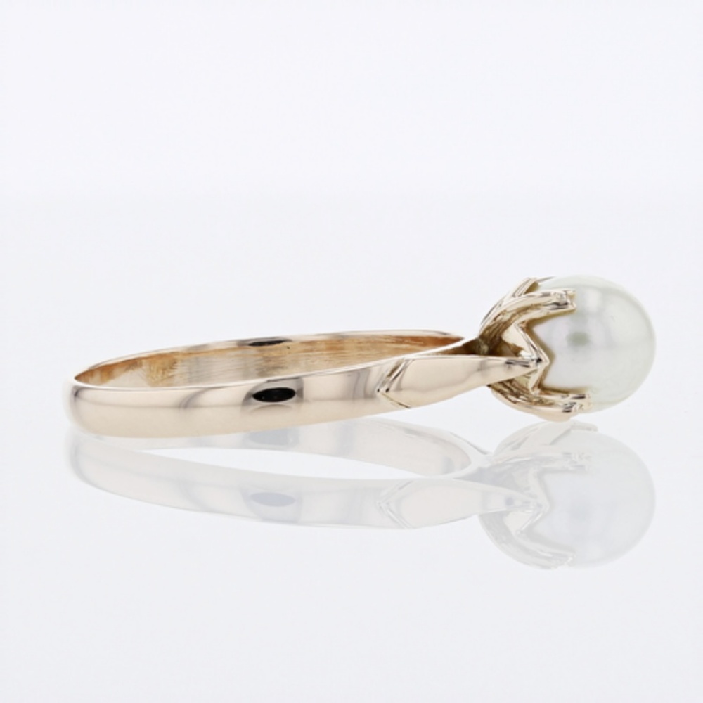 Vintage Pearl 10K Yellow Gold Ring - Picture 5 of 5
